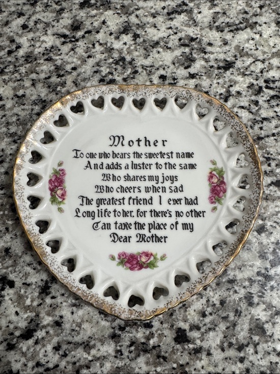 Relco Other - Vintage Heart-Shaped Porcelain Mother Plate with Pink Roses and Gold Trim